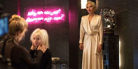 American Horror Story: Hotel, Episode 5 .
